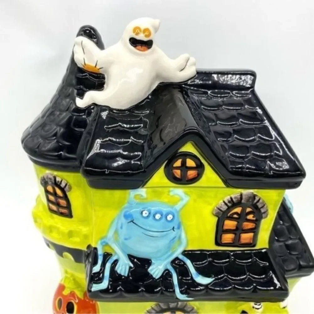 Target Halloween 2009 Ceramic Haunted House Cookie Jar